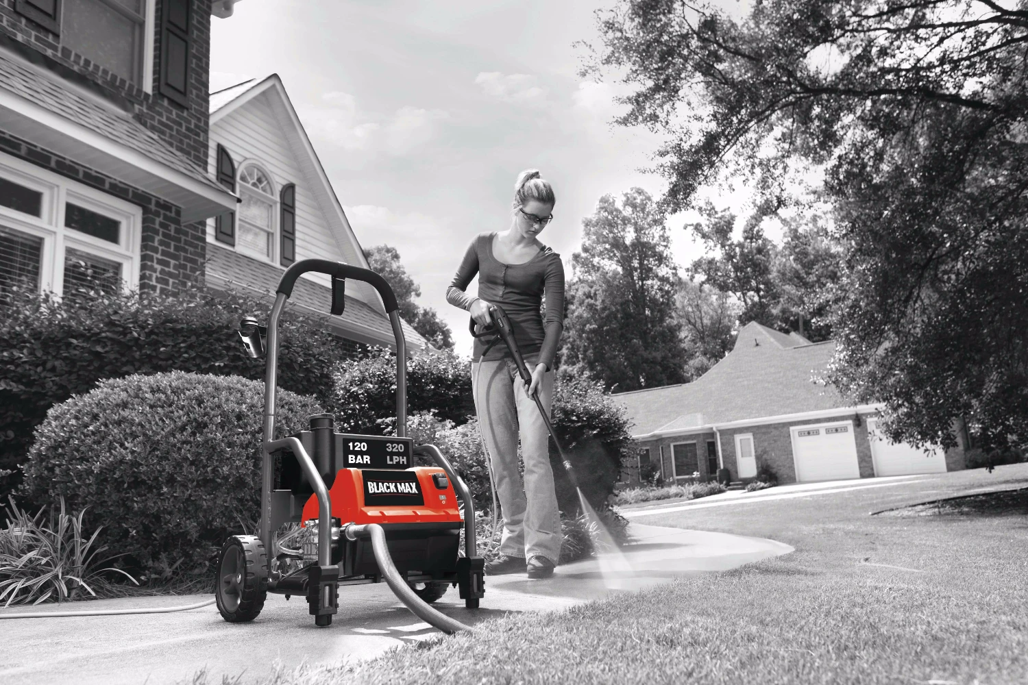 BMPW120 pressure washer application image